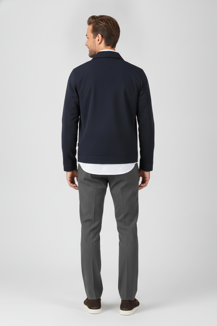 Jas Mid Navy "Colborn" - Flexx, model achteraanzicht De Heerenkamer Utrecht