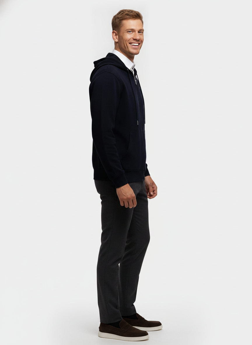 Hoodie Dark Navy "Thane" - Flexx, model zijaanzicht De Heerenkamer Utrecht