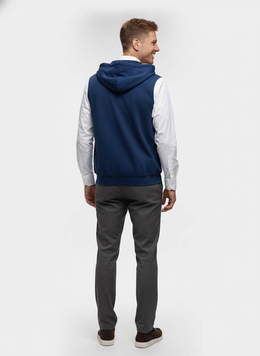 Hoodie Mid Blue "Thane" - Flexx, model achteraanzicht De Heerenkamer Utrecht