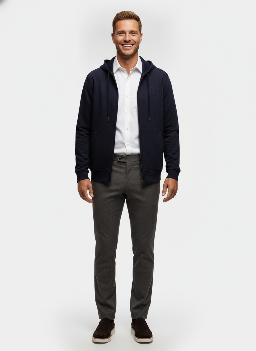 Hoodie Navy "Thane" - Flexx, model vooraanzicht De Heerenkamer Utrecht