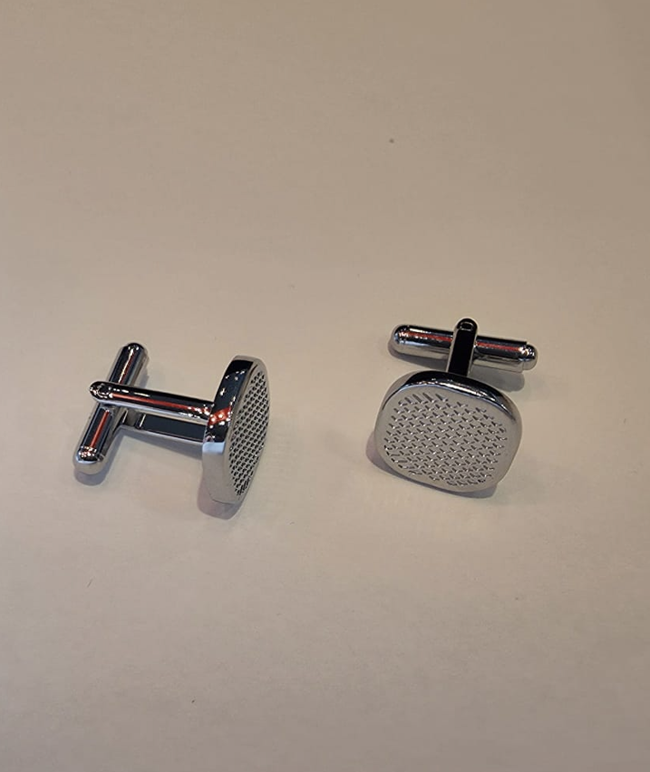 Manschettenknopf aus geprägtem Silber